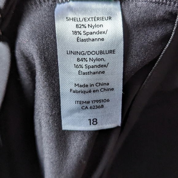 18 • Roots • Black Square Neck One Piece Swimsuit *NWOT* - Picture 6 of 7